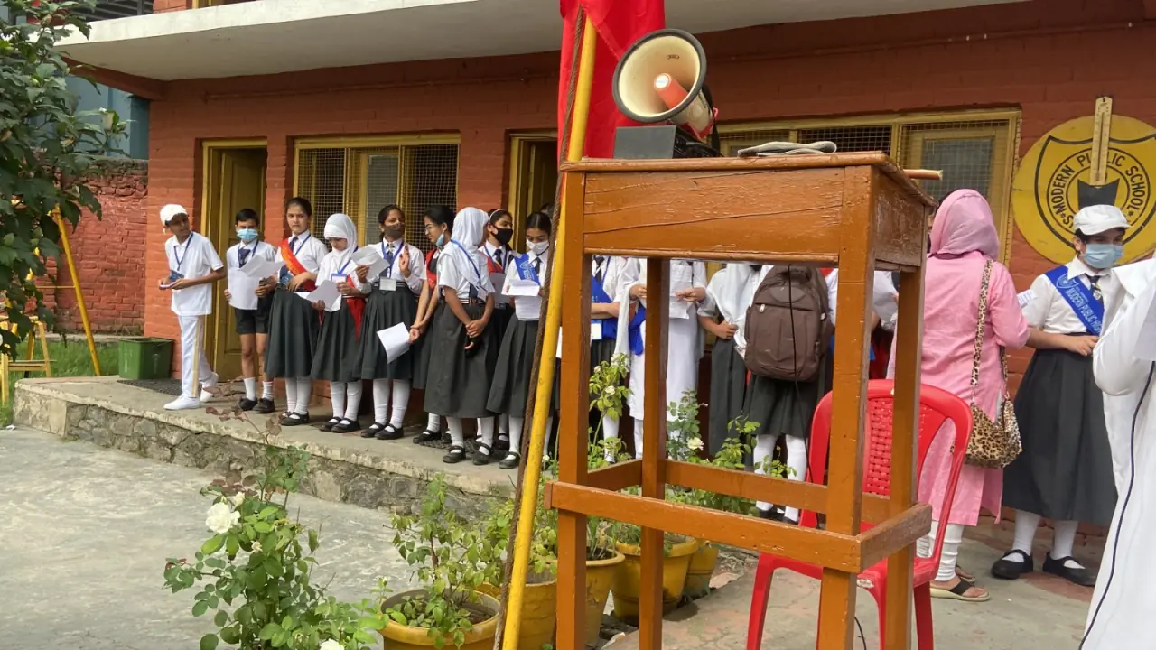 Class group outdoors